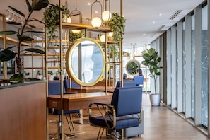 Hair salon
