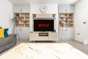 Télévision, espaces bureaux