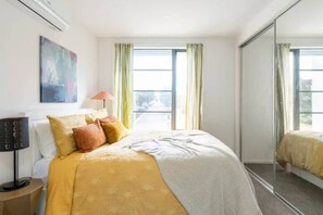 3 chambres, fer et planche à repasser, Wi-Fi, literie fournie