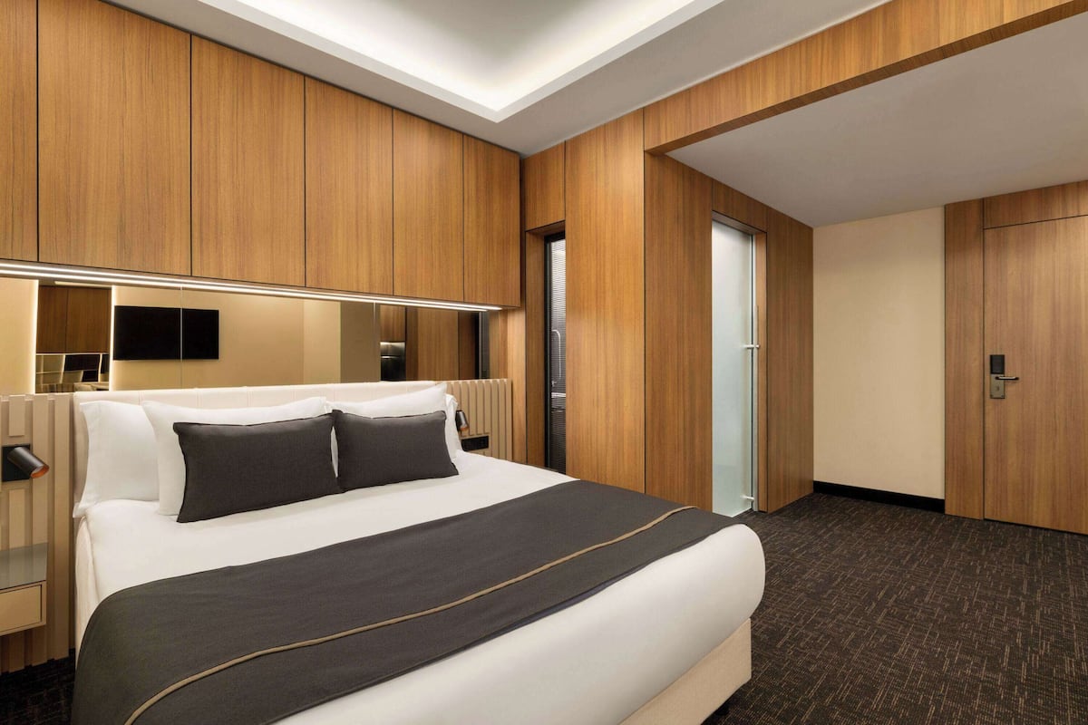 1 slaapkamer, luxe beddengoed, een minibar, een kluis op de kamer