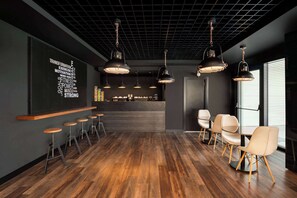 Bar (on property) - FT Lotus Thermal Hotel&Spa, Trademark Collection By Wyndham (Menemen)