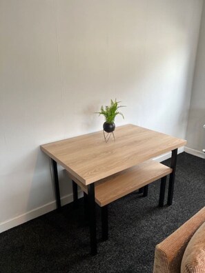 Dining - The Heilan` Coo Apartment (Argyll and Bute Council)