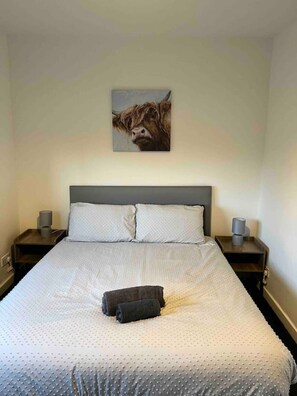 Työpöytä, Wi-Fi, vuodevaatteet