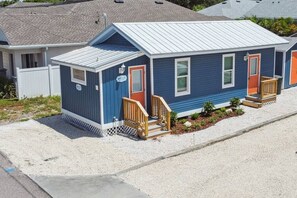 Exterior - Downtown Dunedin Hideaway / Easy Walk to Downtown! (Dunedin)