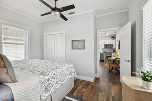 1 chambre, bureau, Wi-Fi, draps fournis