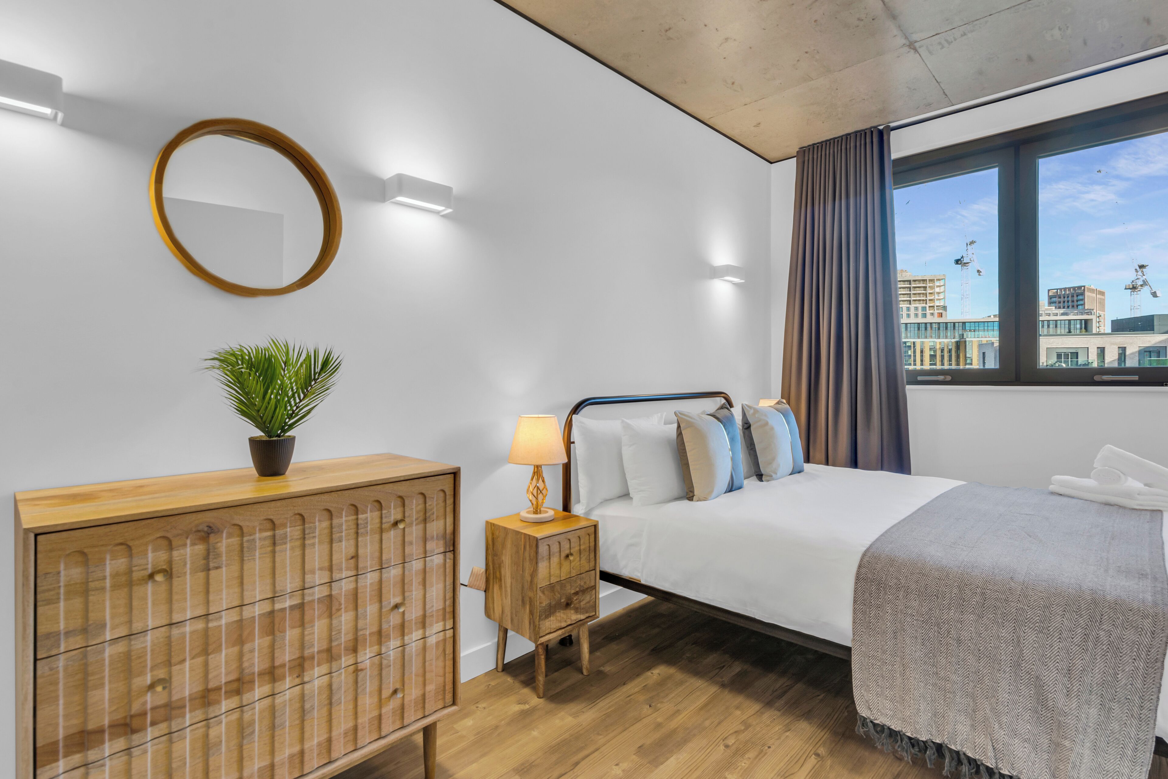 Deluxe Apartment, 1 Bedroom, Non Smoking, Kitchenette | View from room