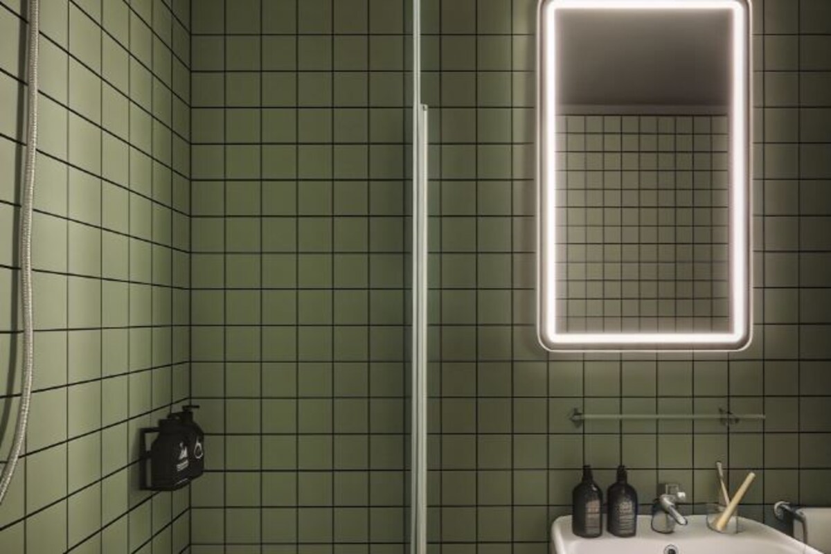 Bathroom | Free toiletries, hair dryer, bidet, towels