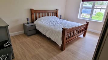 House, Multiple Beds | 4 bedrooms, premium bedding, free WiFi, bed sheets