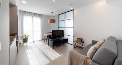 Apartamentos Alidreams Lola Center