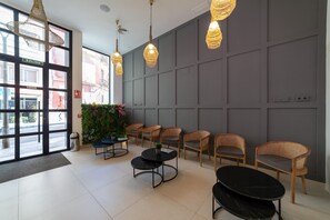 Property entrance - Apartamentos Alidreams Lola Center (Alicante)