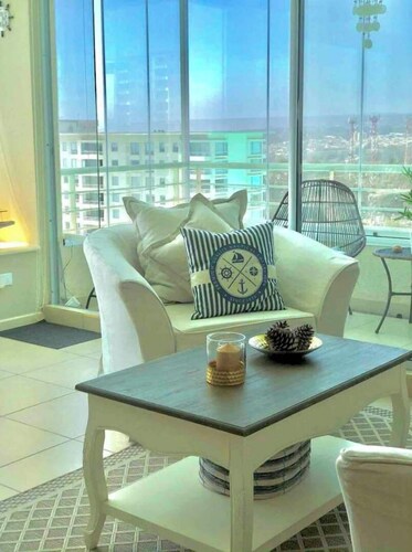 Septiembre en la Playa Para 4, Parrilla, Jacuzzis