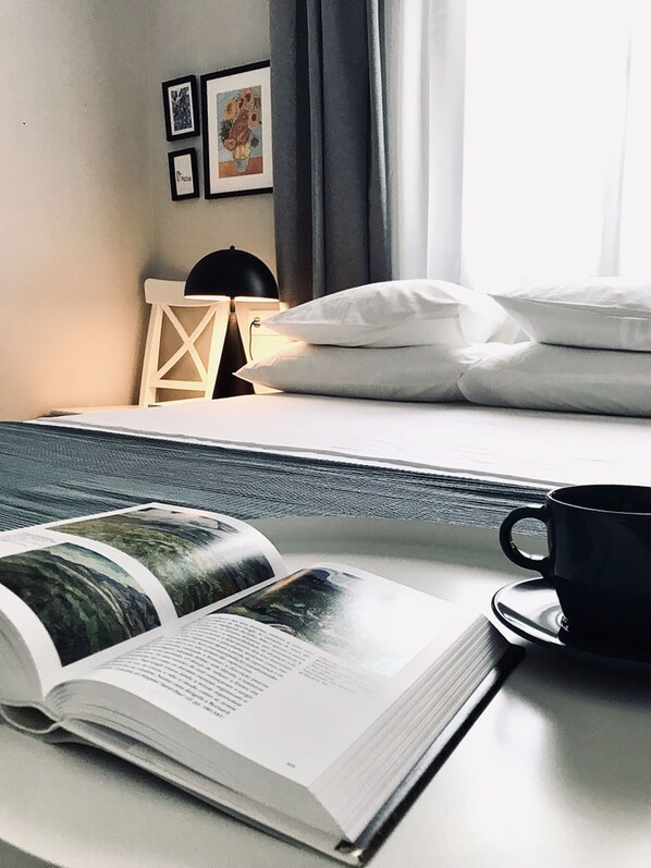 2 soverom og strykejern/-brett