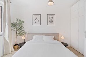 Apartment | 1 bedroom, individually decorated, individually furnished, desk - Stylish Retreat in Bivange Roeser ID188 (Roeser)