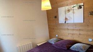Unclassified image, 4 of 19, button - Paradiski ski in ski out plan peisey (PEISEY-NANCROIX)