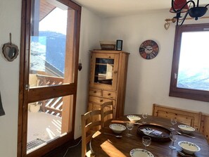 Dining - Paradiski ski in ski out vallandry (LANDRY)