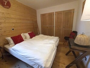 Unclassified image, 4 of 13, button - Paradiski new, calm and sunny vallandry (LANDRY)