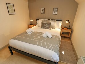 3 kamar tidur dan didekorasi berbeda-beda