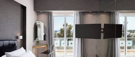 1 bedroom, Egyptian cotton sheets, premium bedding, pillow-top beds