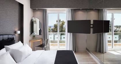 Kreoli Suites Glyfada