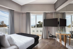 Superior Room | View from room - Kreoli Suites Glyfada (Glyfada)