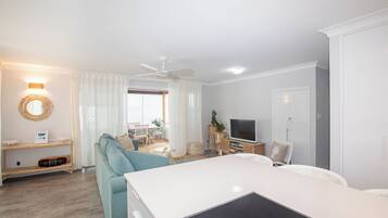 Smart-tv och böcker