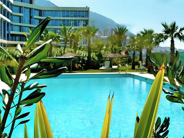 Pool - Fabulous Gibraltar apartment with ocean view terrace
Free parking included. (Gibraltar)