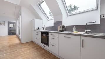 Exclusive-Apartment | Eigene Küche | Kühlschrank, Mikrowelle, Ofen, Herdplatte