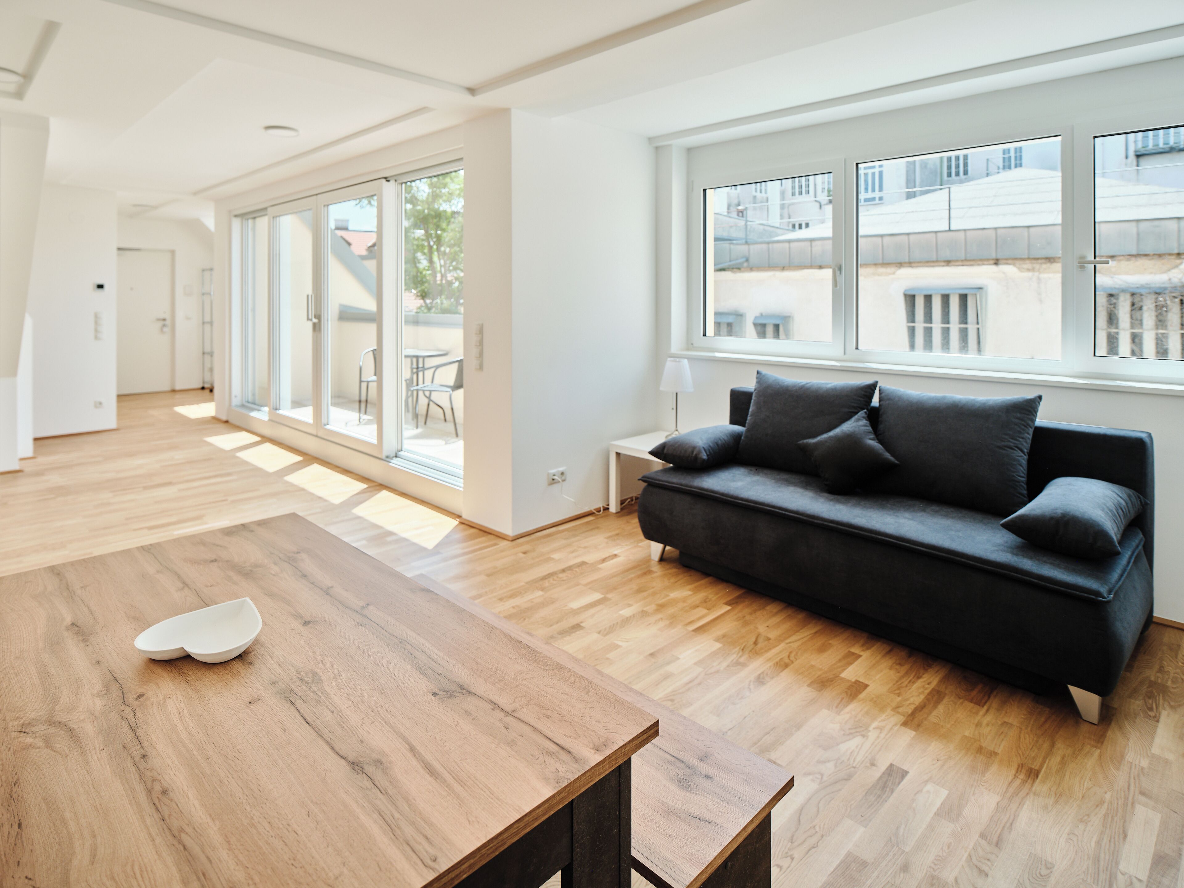 Deluxe Apartment | Living area | 42-inch Smart TV with satellite channels, Netflix, streaming services