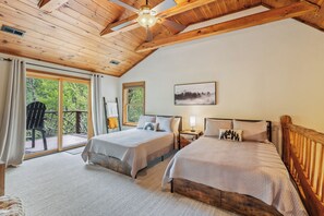 3 bedrooms, Internet, bed sheets - Whisper Creek of Sapphire Valley (Transylvania County)