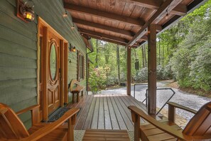 Terrace/patio - Whisper Creek of Sapphire Valley (Transylvania County)