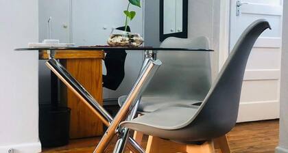 Cosy Victorian Style Full Apartment