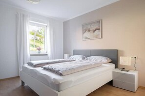 1 chambre, fer et planche Ă repasser, lit parapluie, Wi-Fi gratuit