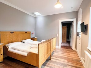 2 bedrooms, free WiFi