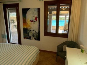 3 soverom, safe på rommet, skrivebord og strykejern/-brett