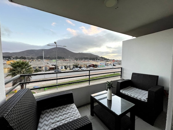 Apartment, 3 Bedrooms, Accessible, Smoking | Balcony