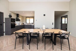 Dining - Villa with view and private pool for 12 people (Saramon)