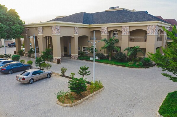 Exterior - BON Hotel Kano (Kano)