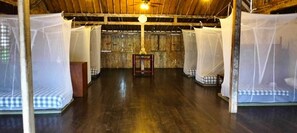 Free WiFi, bed sheets - Seabreeze Hostel Bali (Canggu)