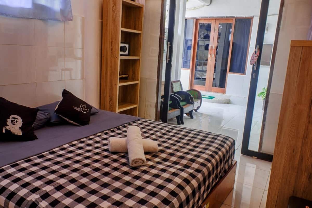 Deluxe Double Room | Free WiFi, bed sheets