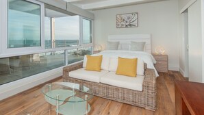 Unclassified image, 4 of 66, button - Absolute Ocean Boutique Guesthouse (Hermanus)