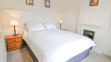 2 habitaciones, decoración personalizada y muebles diferentes