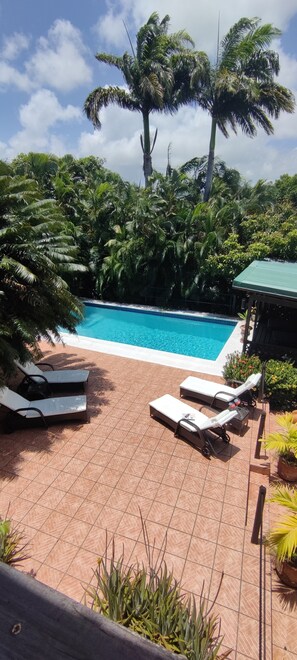 ح�مام سباحة