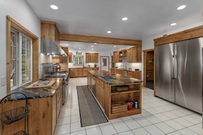 Huis, meerdere slaapkamers | Privékeuken | Een koelkast, een broodrooster