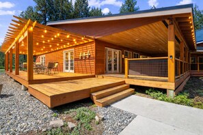 House, Multiple Bedrooms | Exterior