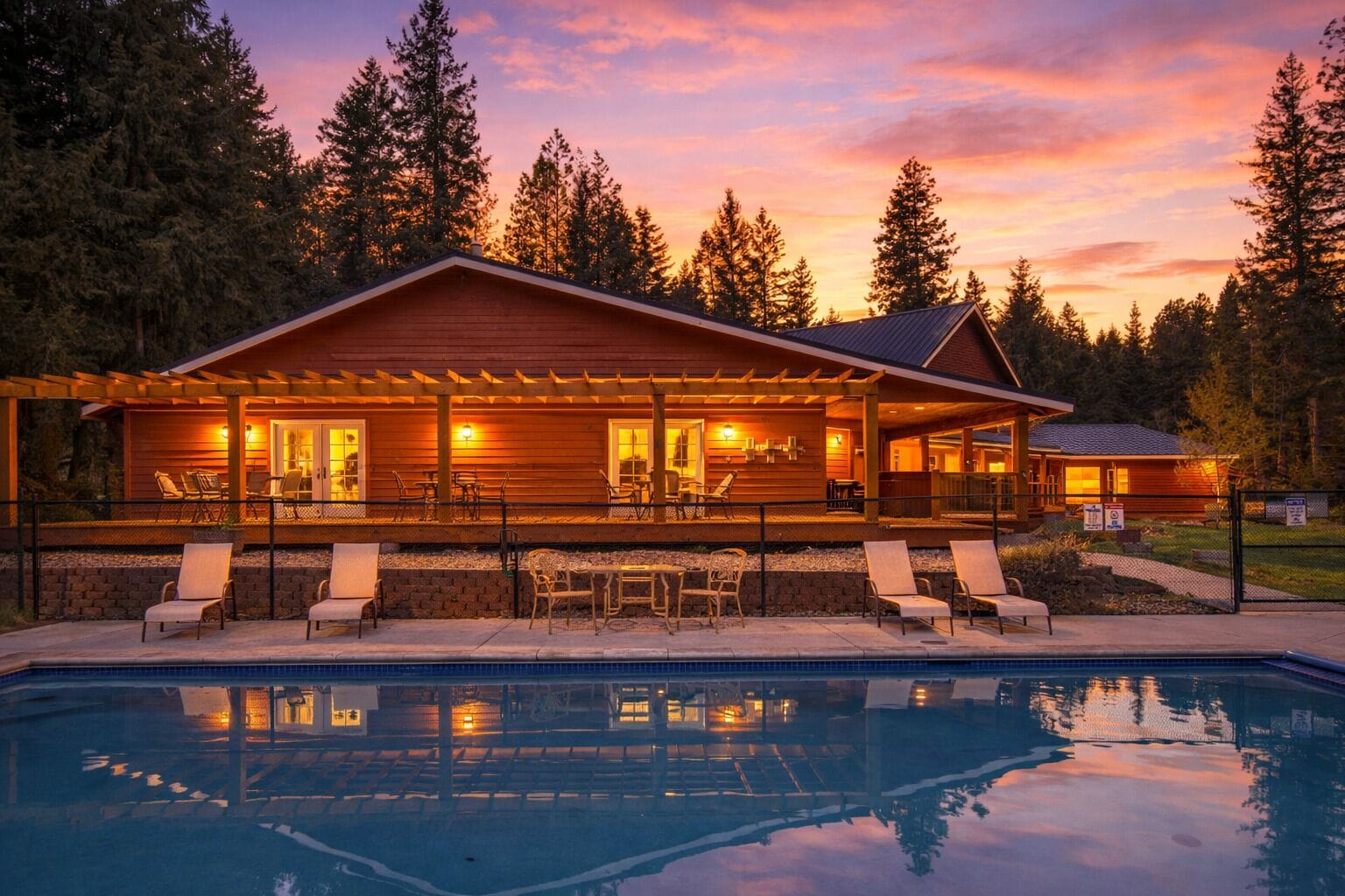 House, Multiple Bedrooms | Pool