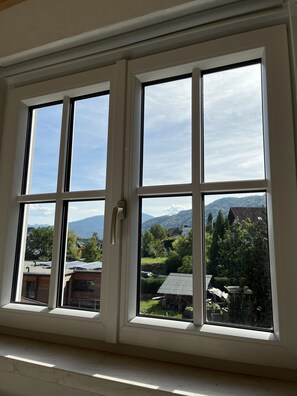 Interior - Boho Home by the stream (Altmünster am Traunsee)