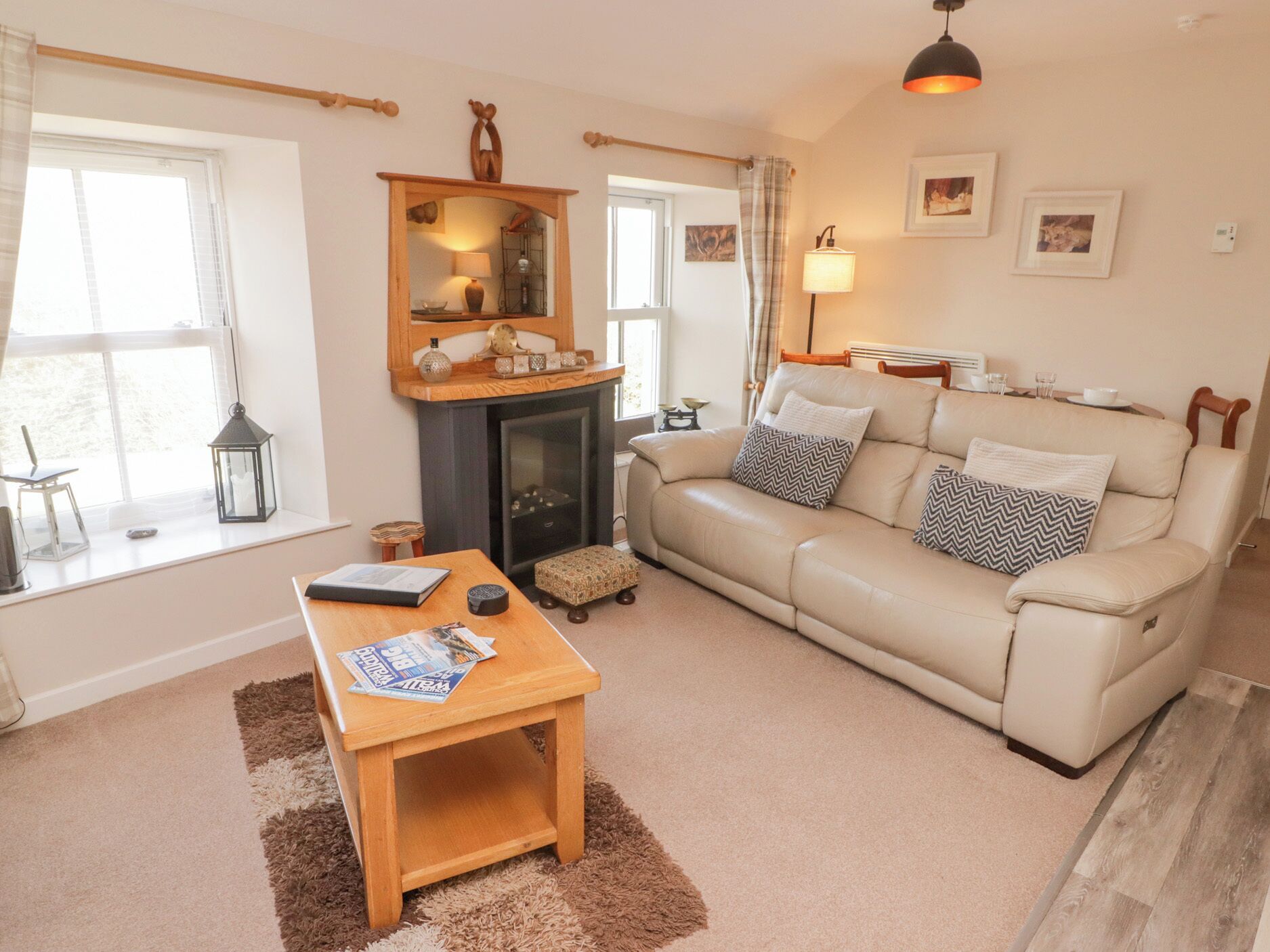 Daffodil Apartment, Pet Friendly In Kilgetty - Tenby