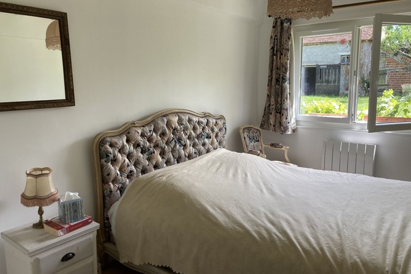 3 Schlafzimmer, Reisekinderbett, kostenloses WLAN, Bettwäsche