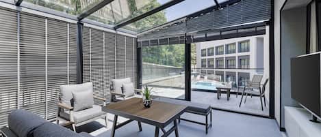 Family Suite, Balcony, Garden View | 1 bedroom, premium bedding, in-room safe, soundproofing