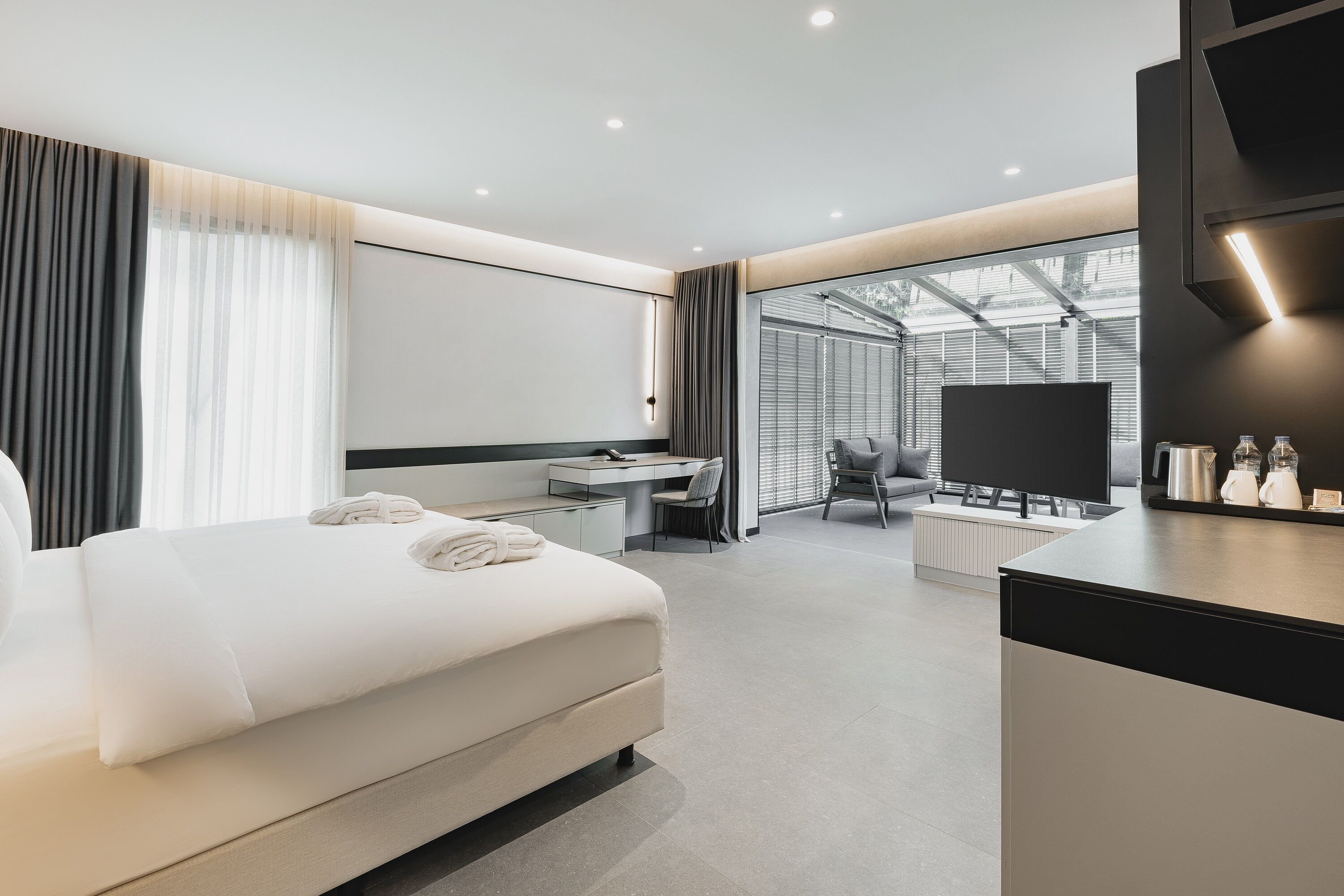 Family Suite, Balcony, Garden View